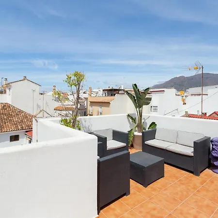 Enjoy At Our Fully Equipped 2br Town House, Beach- 1min Holiday home *