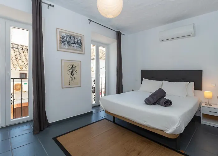 בית נופש Enjoy At Our Fully Equipped 2br Town House, Beach- 1min אסטפונה