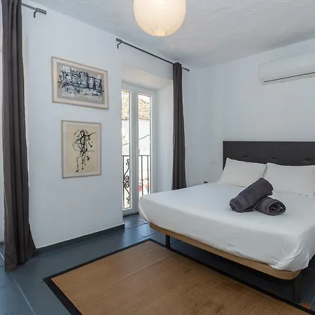 בית נופש Enjoy At Our Fully Equipped 2br Town House, Beach- 1min אסטפונה