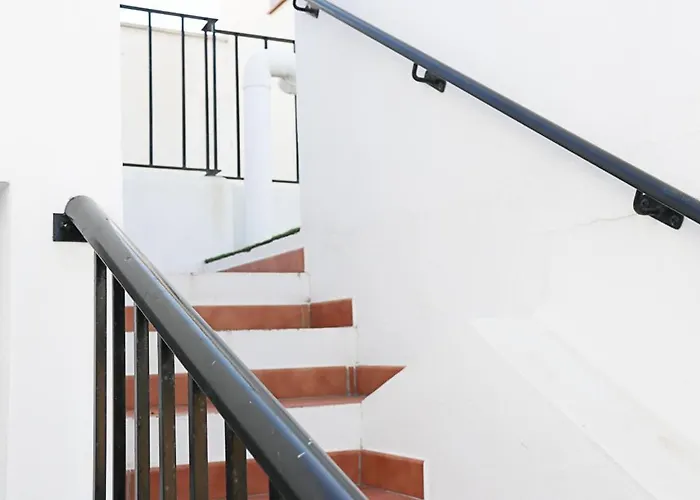 Casa de Férias Enjoy At Our Fully Equipped 2br Town House, Beach- 1min *